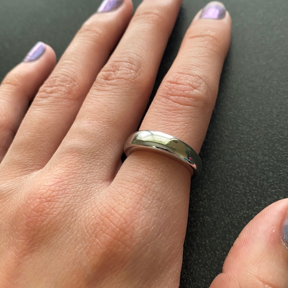Elevated silver ring